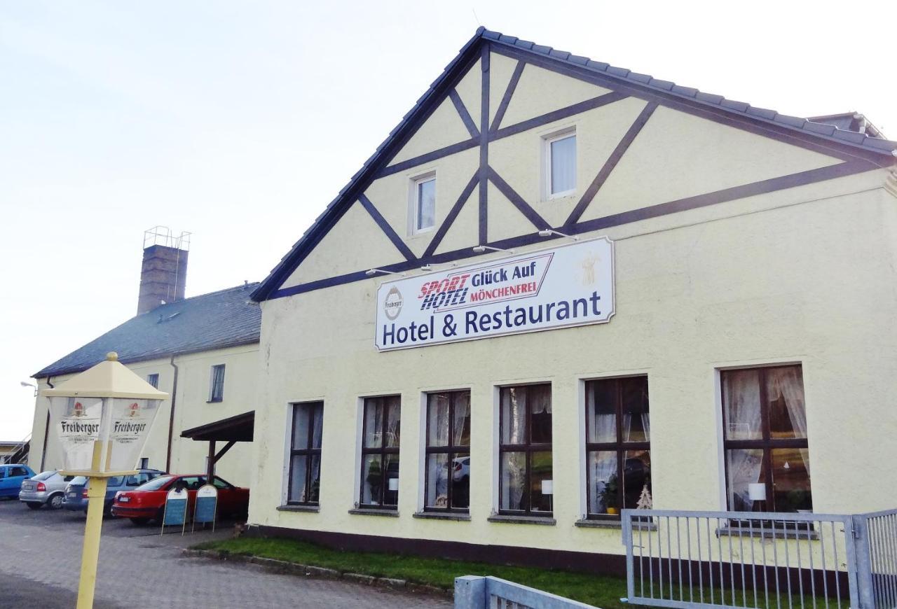 Sporthotel Glueck Auf Moenchenfrei Brand-Erbisdorf Eksteriør billede