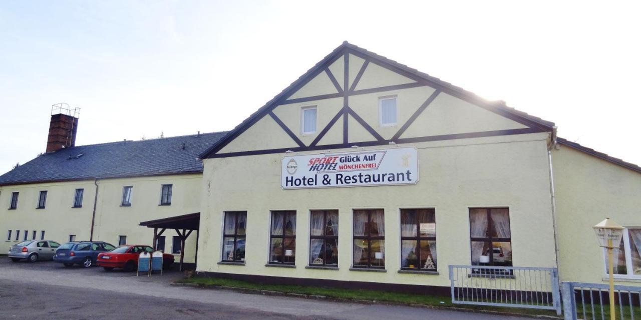 Sporthotel Glueck Auf Moenchenfrei Brand-Erbisdorf Eksteriør billede