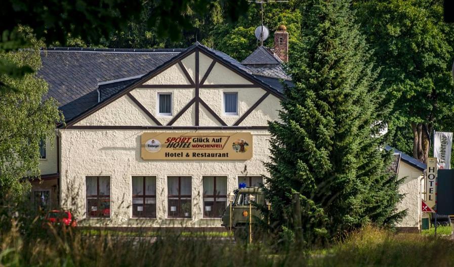 Sporthotel Glueck Auf Moenchenfrei Brand-Erbisdorf Eksteriør billede